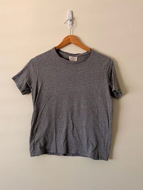 Sezane Short Sleeve Crew Tee in Heather Gray